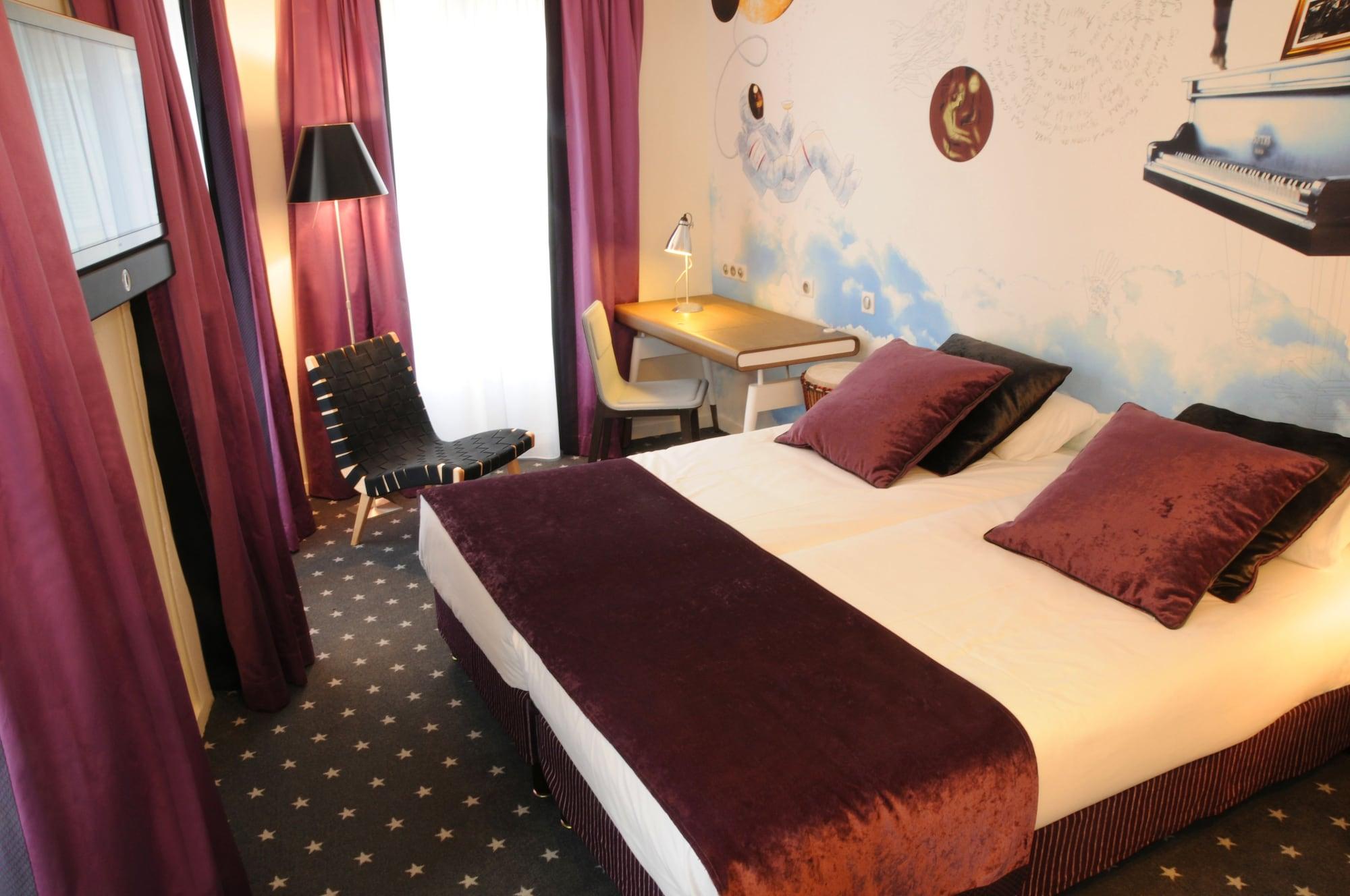 Hotel Du Triangle D'Or Париж Екстериор снимка