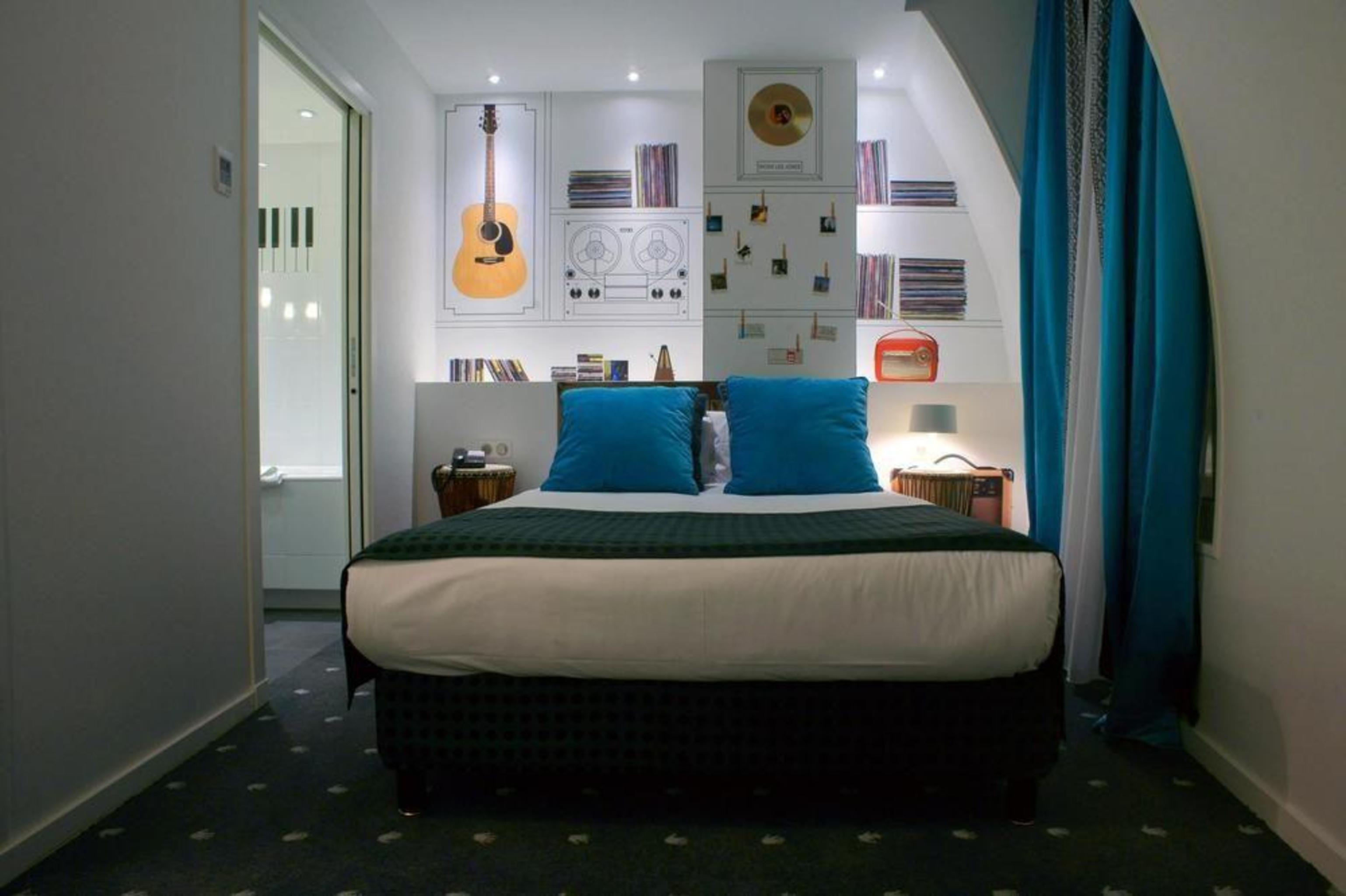 Hotel Du Triangle D'Or Париж Екстериор снимка