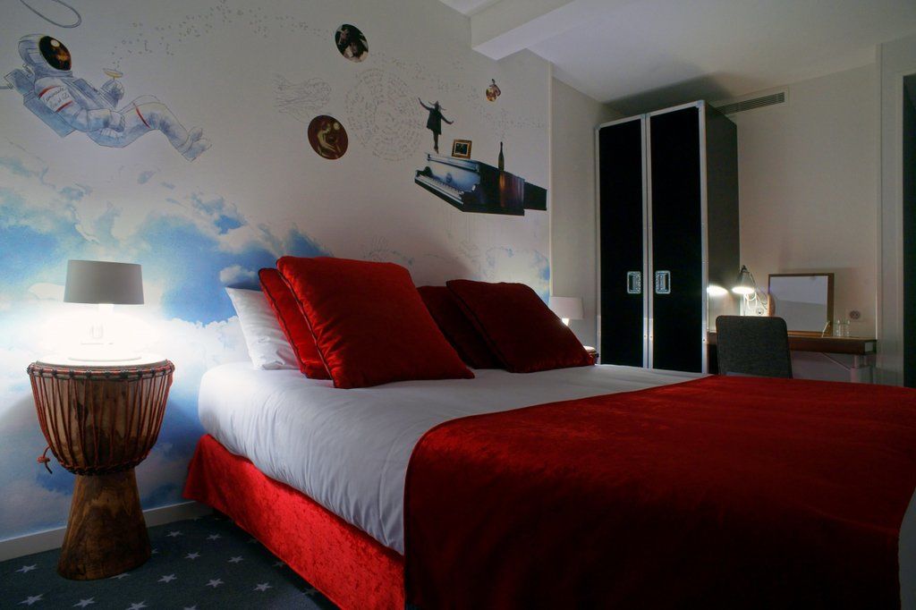 Hotel Du Triangle D'Or Париж Екстериор снимка