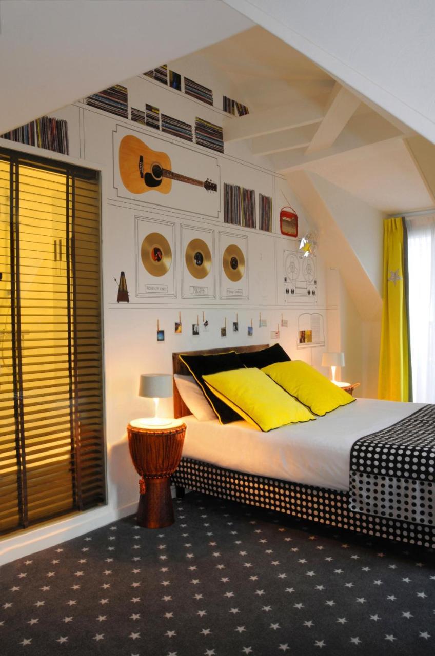 Hotel Du Triangle D'Or Париж Екстериор снимка